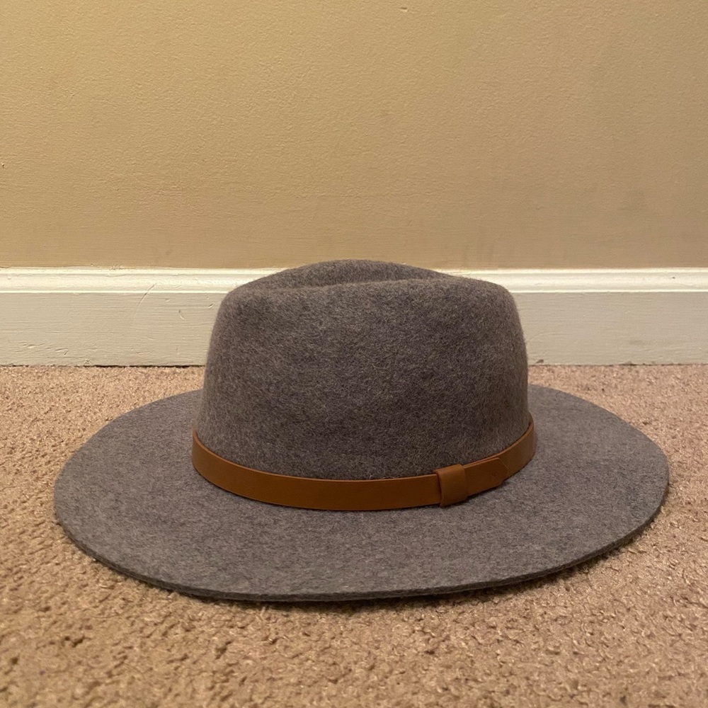 Like new! Only worn maybe twice!